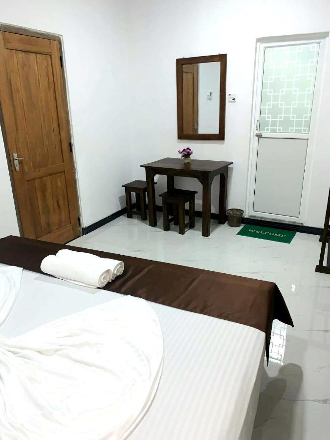 Sura Homestay แคนดี้ ภายนอก รูปภาพ