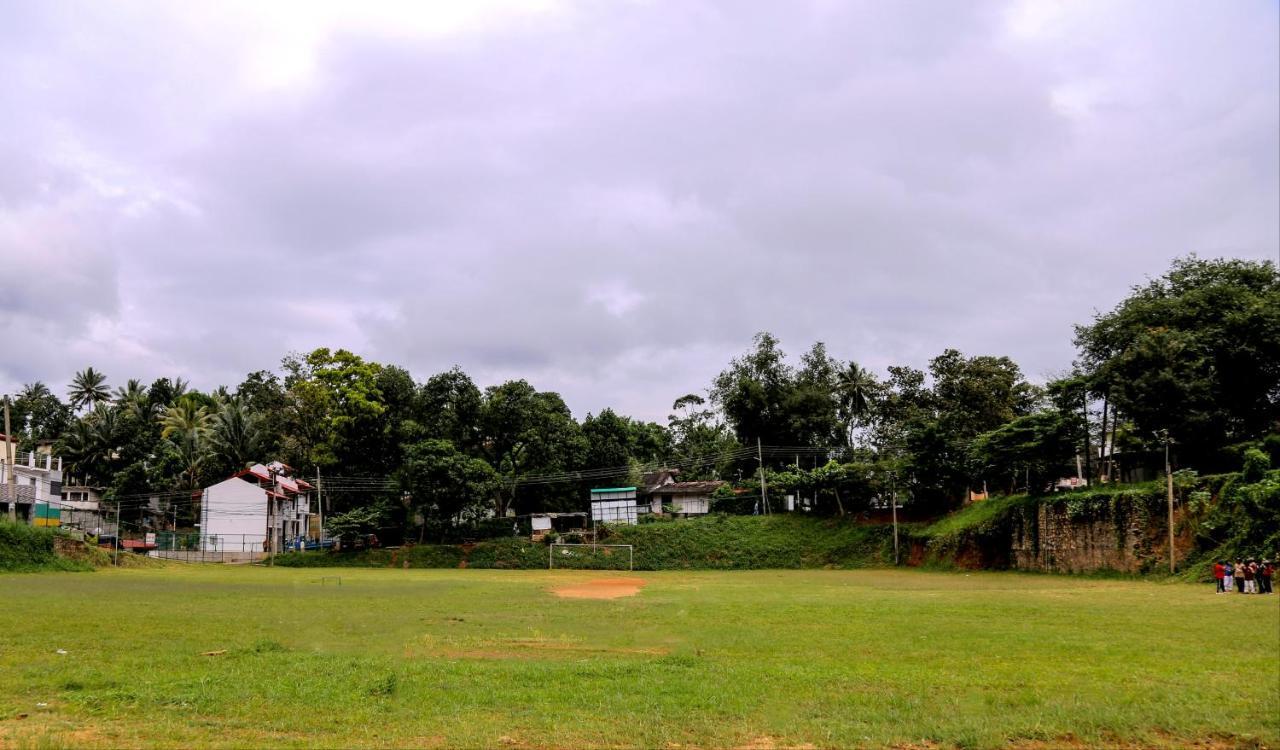 Sura Homestay แคนดี้ ภายนอก รูปภาพ