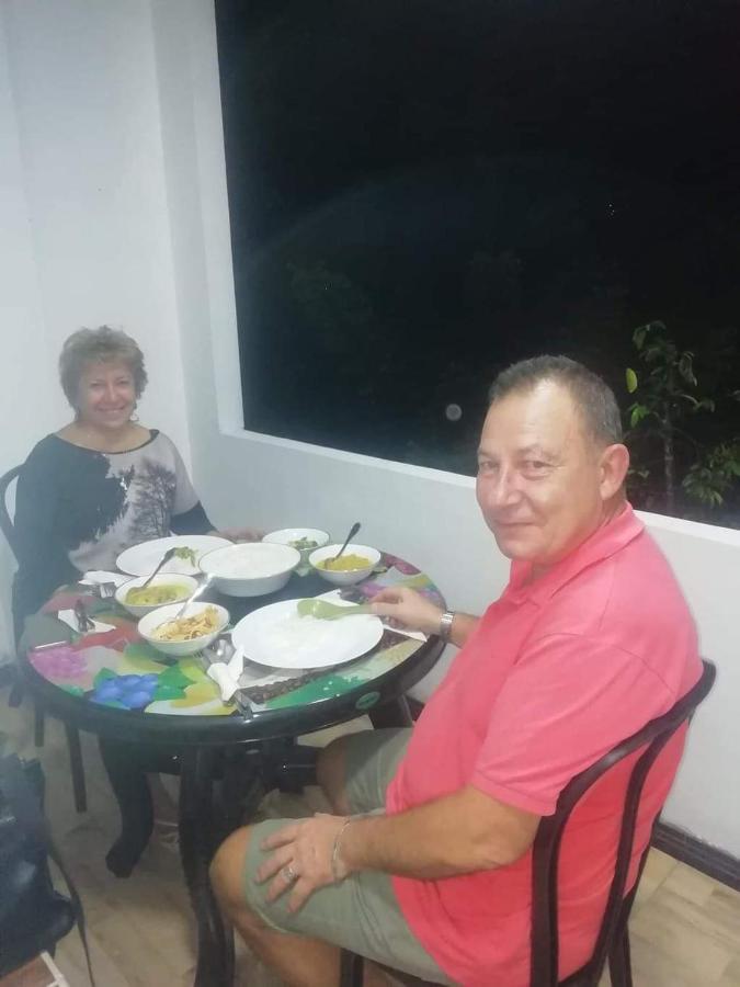 Sura Homestay แคนดี้ ภายนอก รูปภาพ