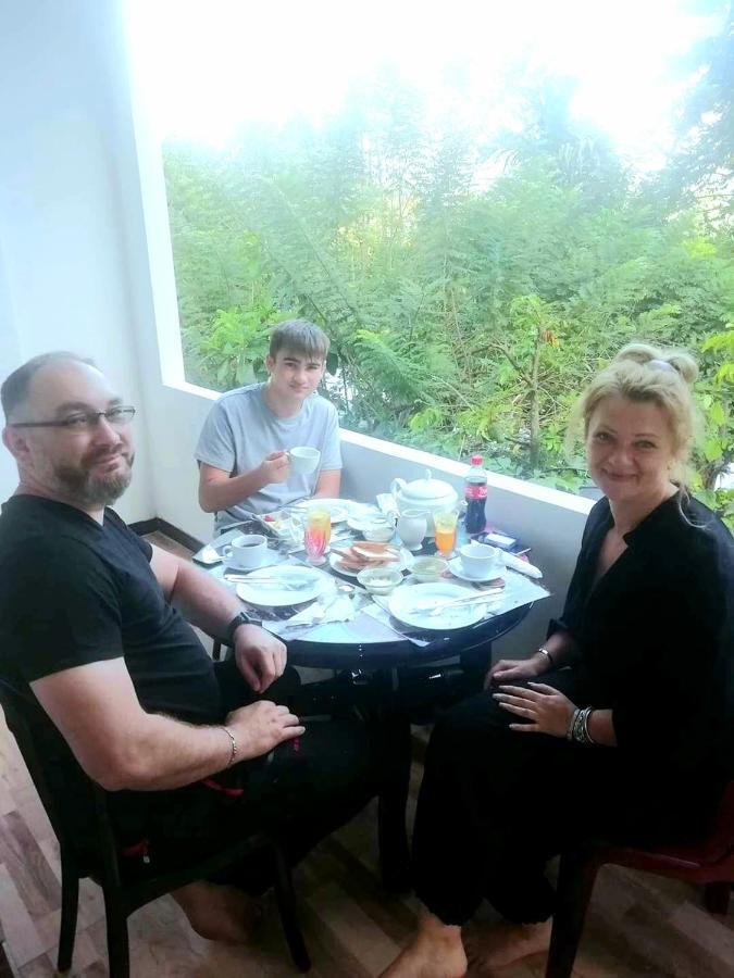 Sura Homestay แคนดี้ ภายนอก รูปภาพ
