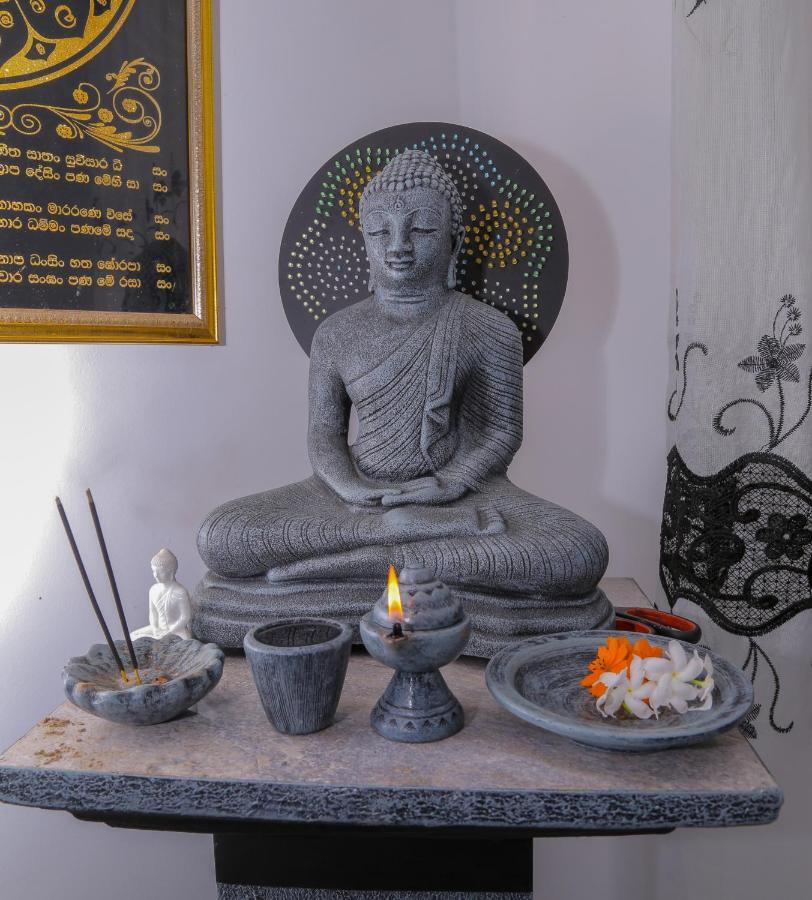 Sura Homestay แคนดี้ ภายนอก รูปภาพ